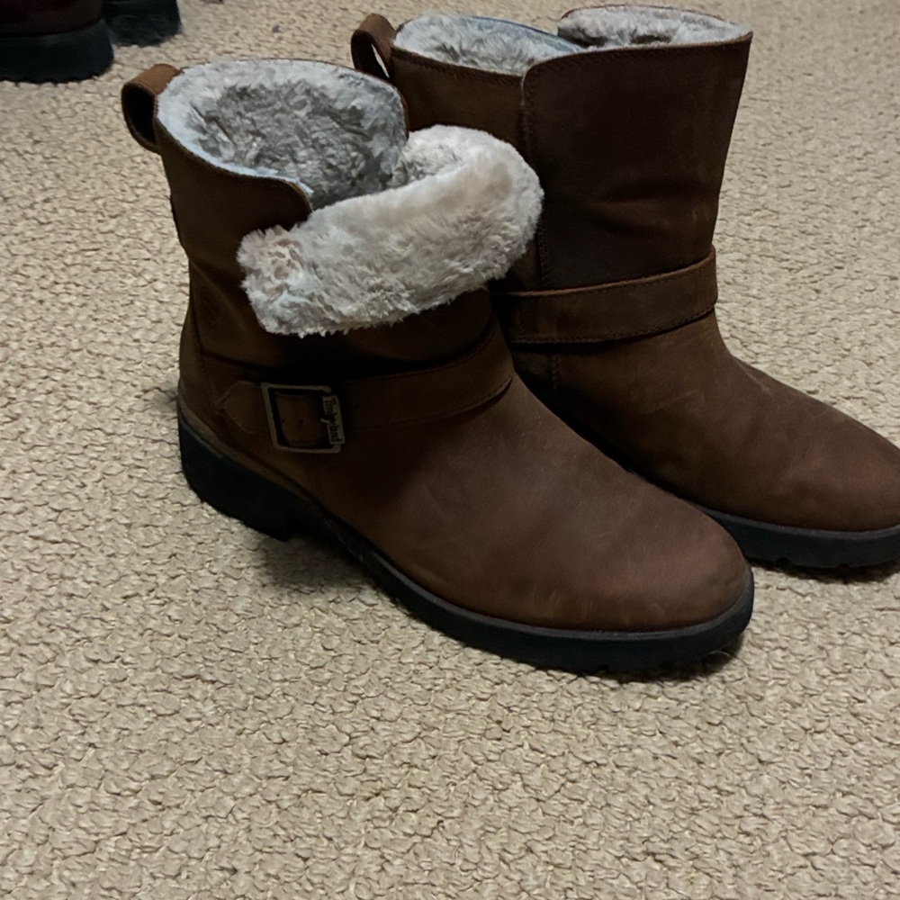 Timberland Brown Winter Boots with Fur Lining